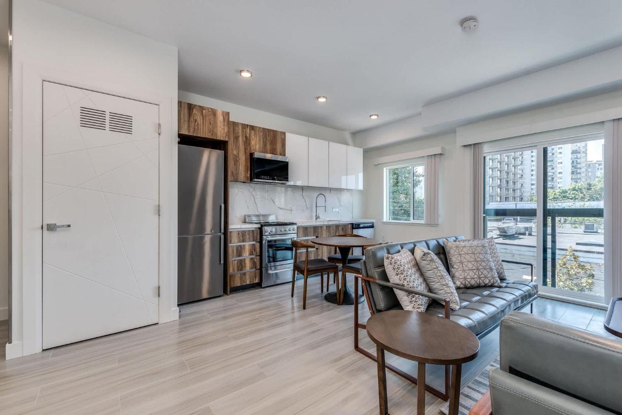 Modern Luxury & Serene Apartment Fully Stocked 溫哥華 外观 照片